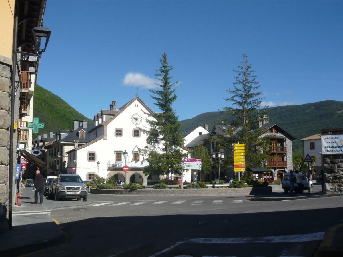 Biescas-Pirineo-Relax Lägenhet Exteriör bild